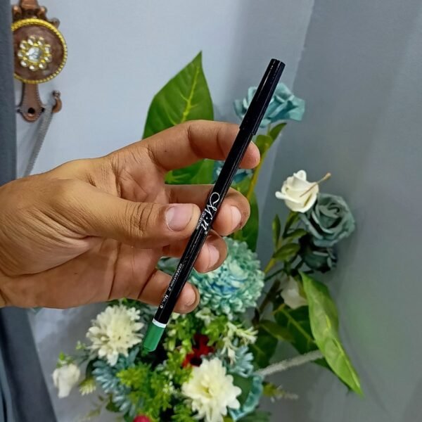 قلم كحل اخضر mn اوريجينال